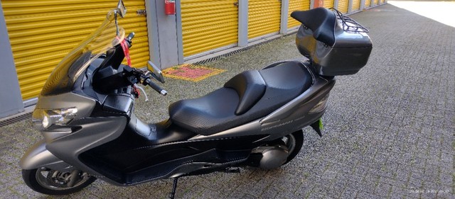 SUZUKI BURGMAN 400