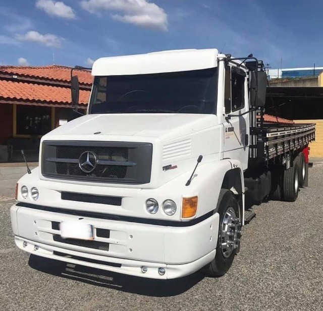 MERCEDES BENZ 1620 CARROCERIA ANO 2003