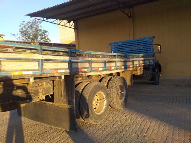 VENDO UMA 1113