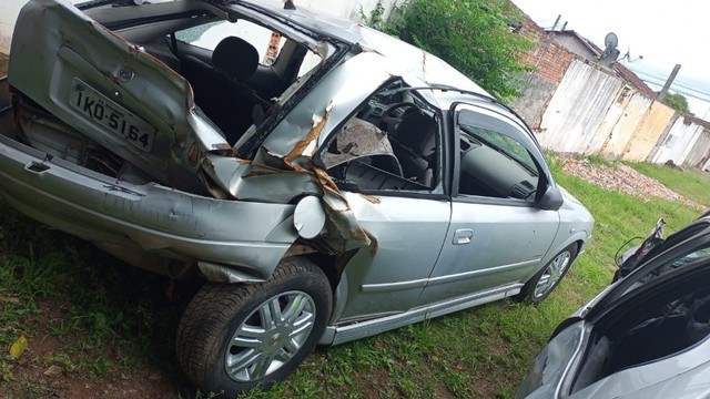   Sucata Astra Sunny 2.0 2002 Disponível Para Retirada De Peças  - Foto 2