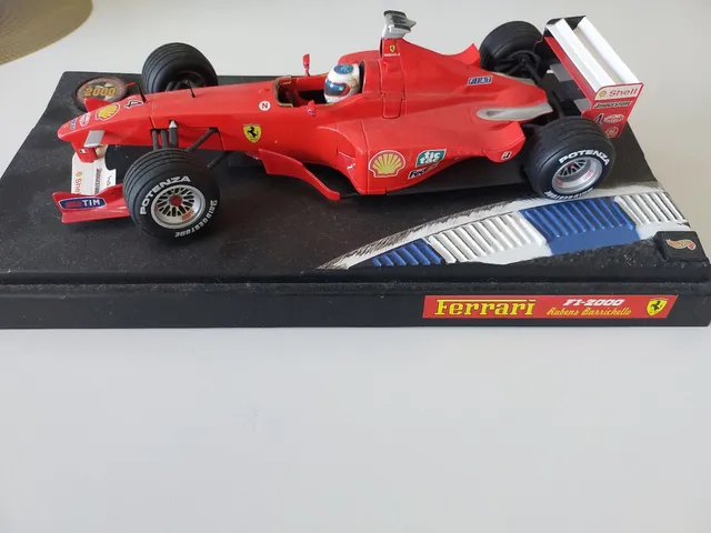 Miniatura Carro de Corrida Antigo Ferrari F1 - Vermelho 08 em metal