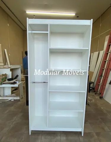 Prateleiras com Cabideiro Duplo na Lateral - Foto 3