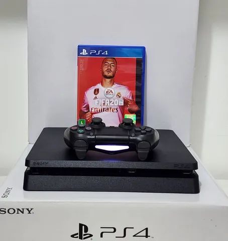 Console PS4 Slim 500GB com 2 Controles e Fifa 19 - 2 Anos de