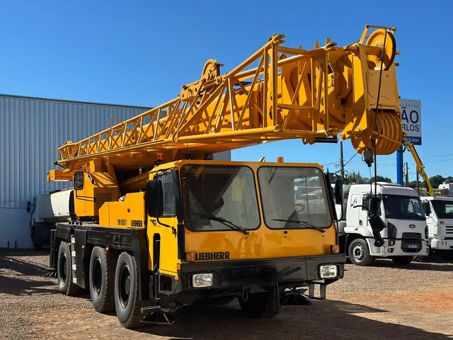 Guindaste Liebherr LTM 1050/1