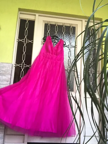 Vestido de noiva cor rosa cetim seda e tule estilo vestido Cinderela Oeiras  E São Julião Da Barra, Paço De Arcos E Caxias • OLX Portugal