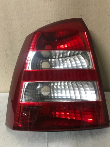 Lanterna Astra sedan
