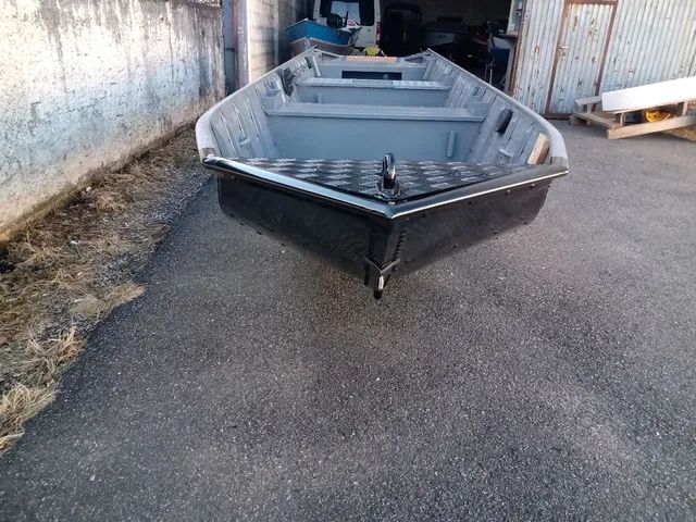 Barco de alumínio semi chato novo