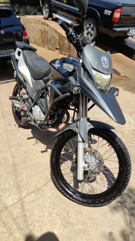XRE 300 2015