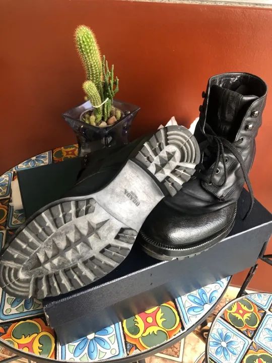 Bota Prada couro preto  - Foto 2