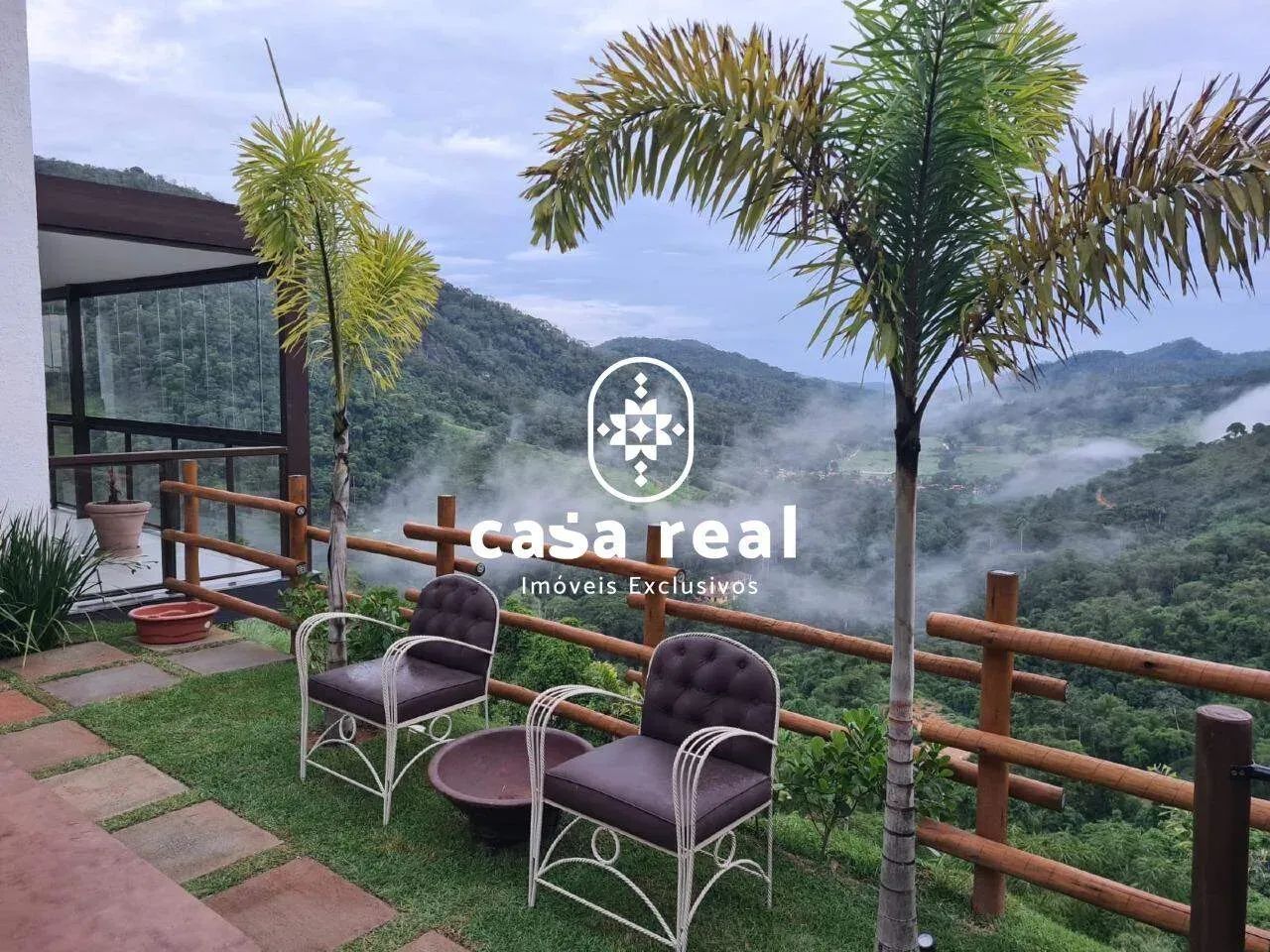 Casa à venda, 3 quartos, 2 suítes, 4 vagas, Secretario - Petrópolis/RJ