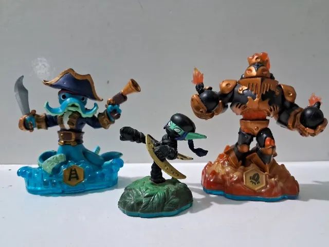 3 Bonecos skylanders - Swap Force