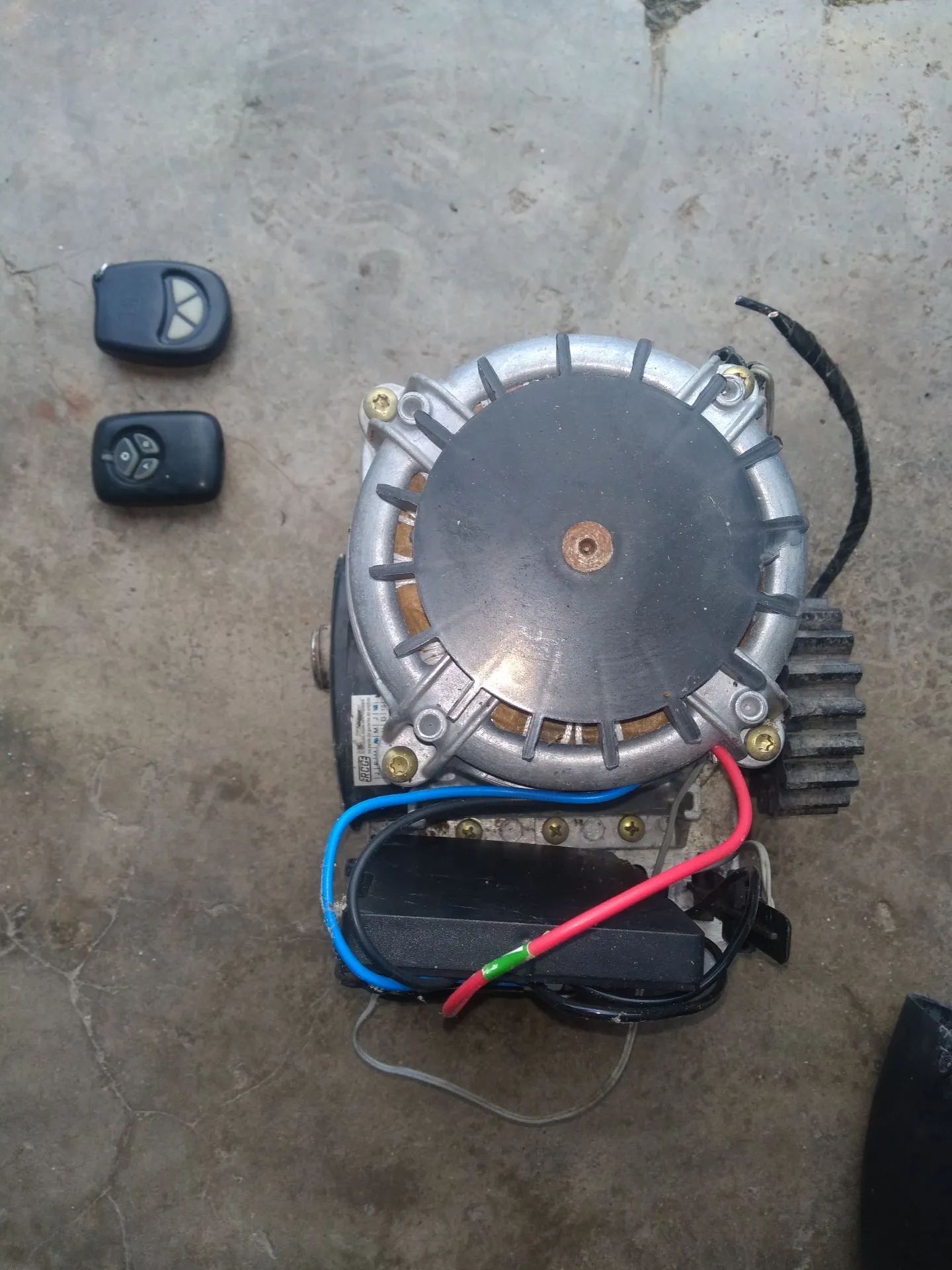 Motor  RCCG - 2 controles - Foto 3