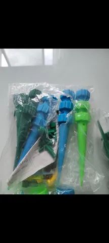 12 Kits, cada kit com 12 gotejadores irrigador acoplável com garrafa pet - Foto 3
