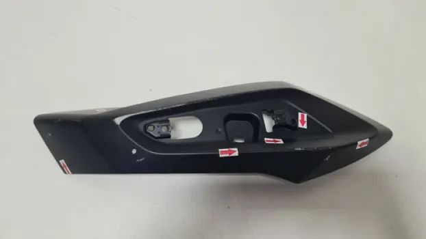 Carenagem Sup. Aba Tanque Esq Tiger 1200 Xca Descrição 44645