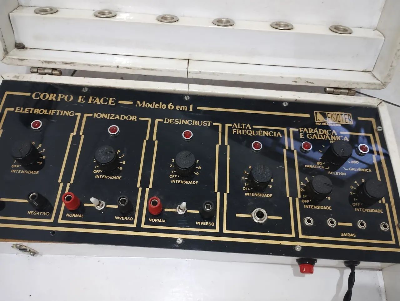 Aparelho de Eletroterapia Fisioter  - Modelo 6 em 1