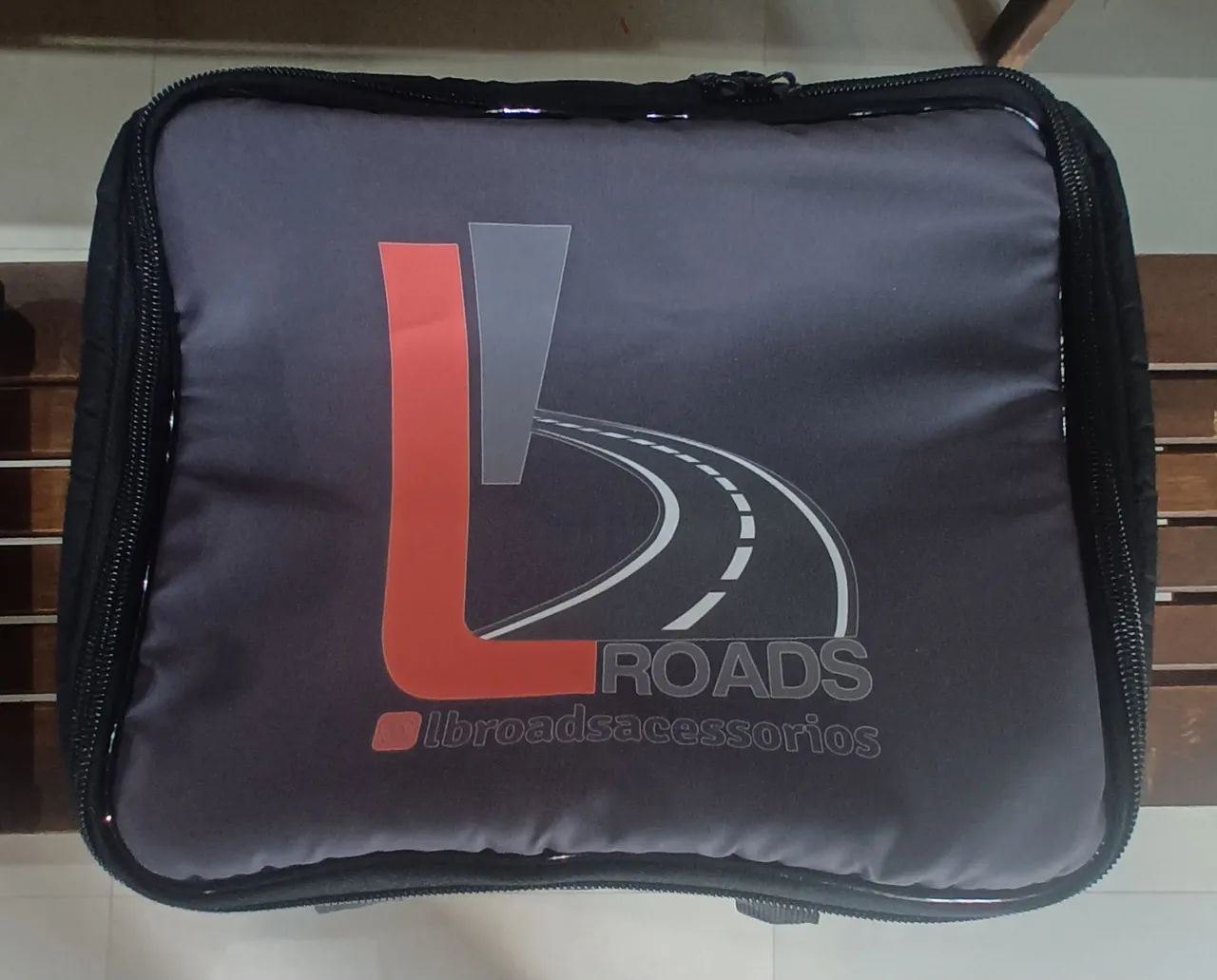 TOP CASE BAÚ GUARÁ 48L  - Foto 10