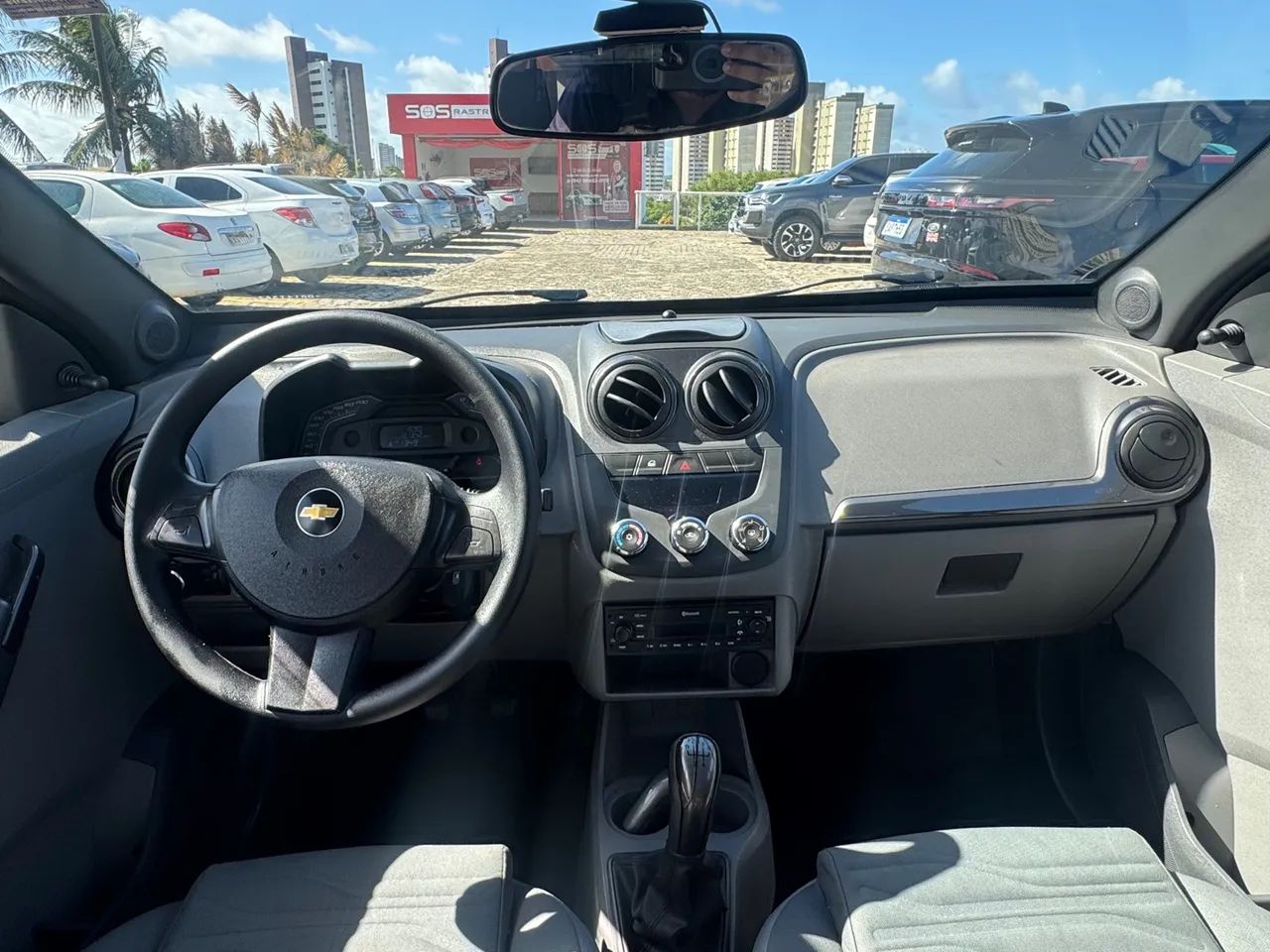 Vendo ou troco Agile 1.4 2013 LT única dona  - Foto 5