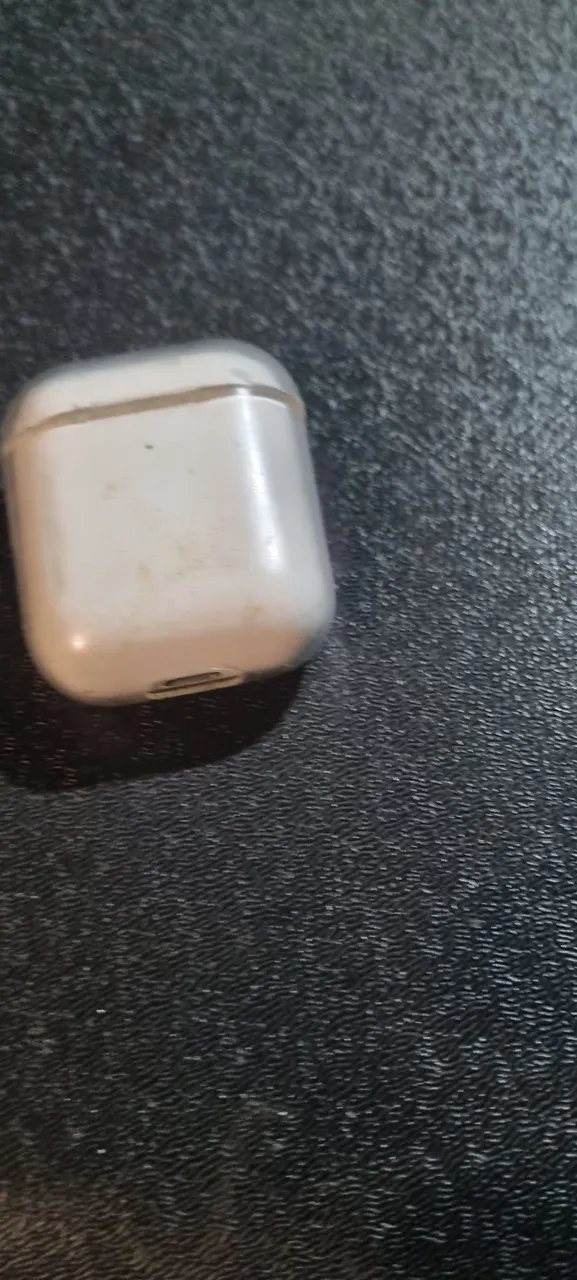 AirPods com Case - Apple