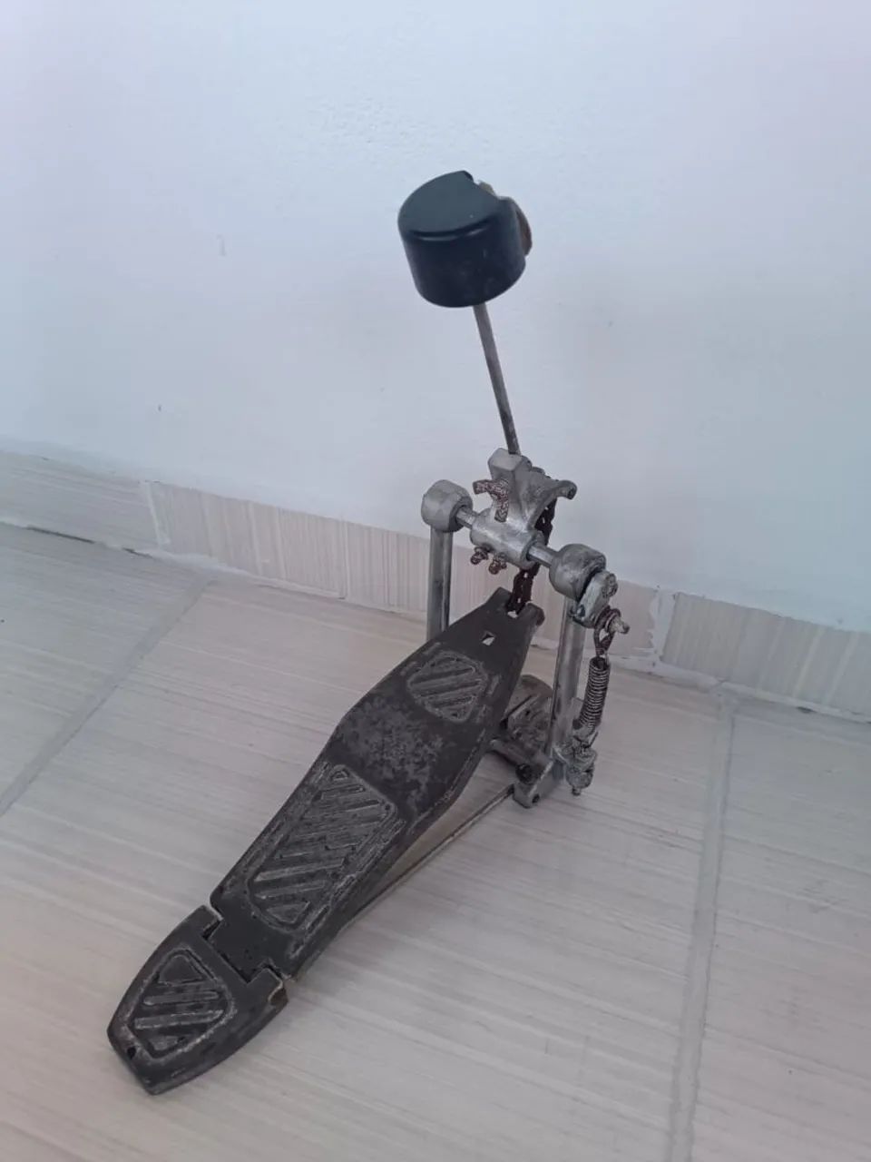 Pedal de Bumbo de Bateria - Usado  - Foto 2