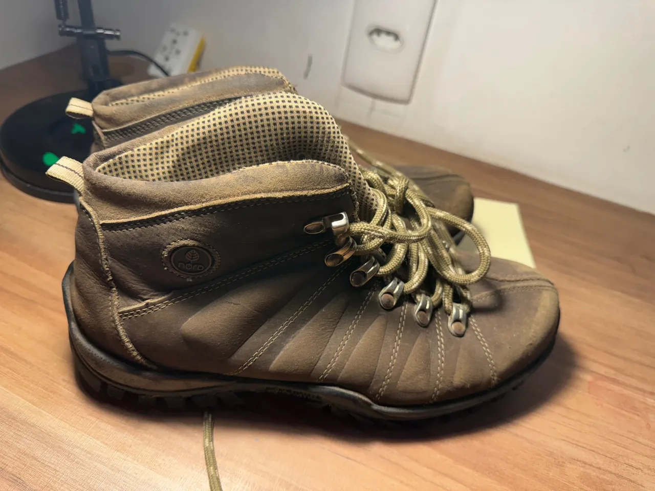 Bota de couro marrom Nord (O Fiat Uno das botas)