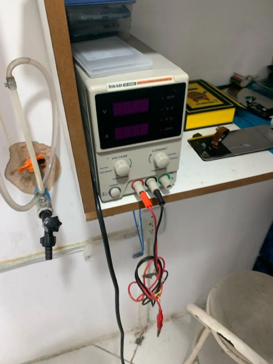 Fonte de Alimentação Regulável DC HIKARI HF-3205S - Foto 2