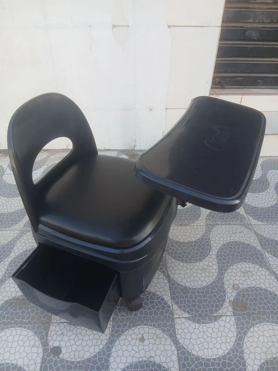 Cadeira de Manicure/ cirandinha 