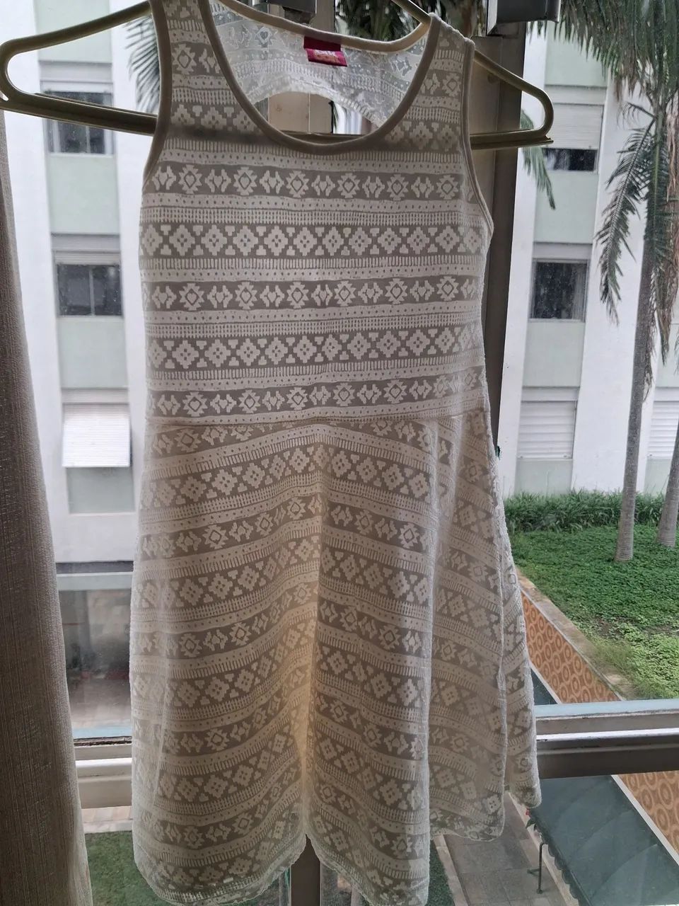 Lindo Vestido Infanto Juvenil Tamanho 8 em excelente estado!!!