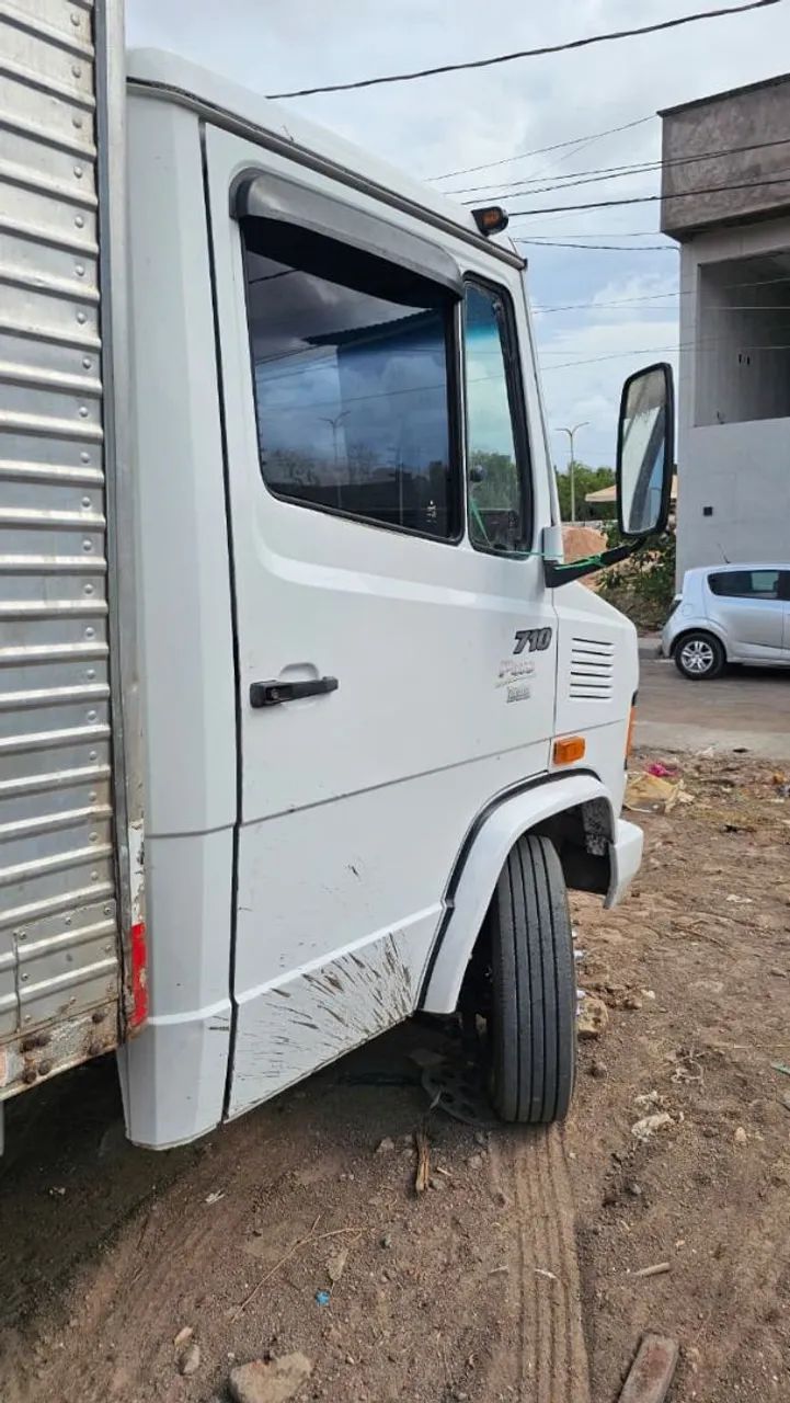 VENDOB M-BENZ 710 PLUS 2009 ( PARCELAMENTO DISPONÍVEL -) - Foto 3