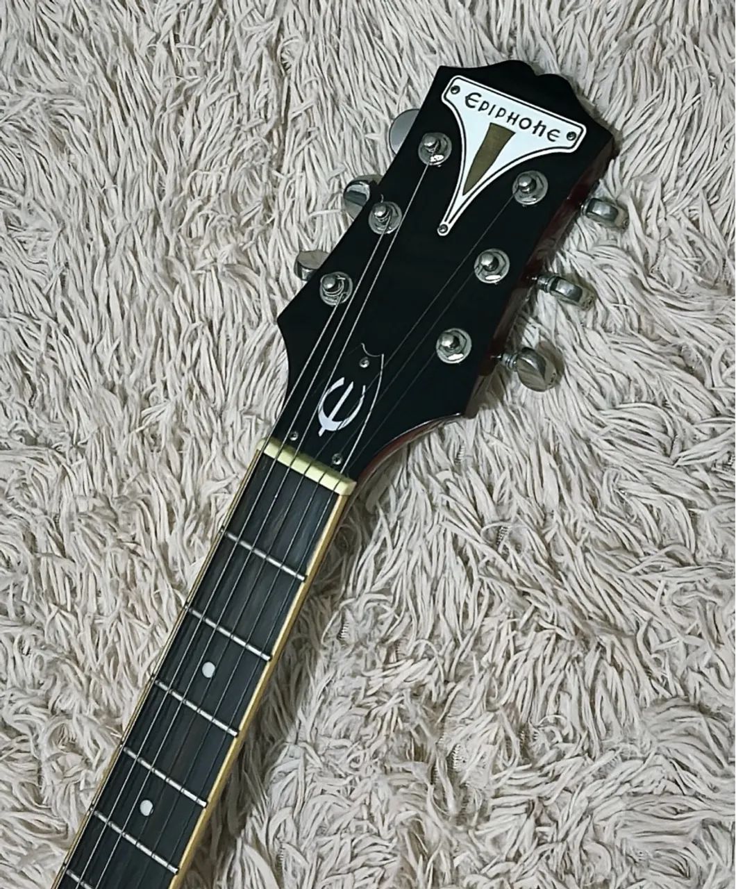 Guitarra Epiphone Wildkat Royale com Bigsby  - Foto 4