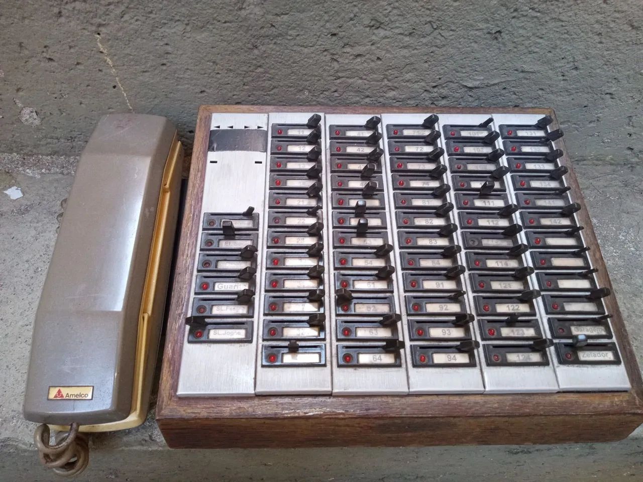 Telefone antigo central 