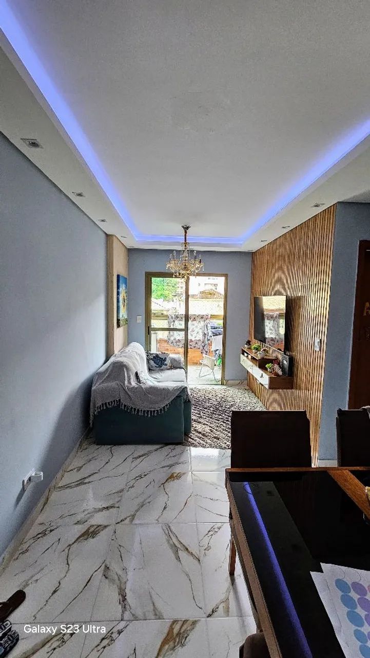 Apartamento 2 dormitórios no Canto do Forte