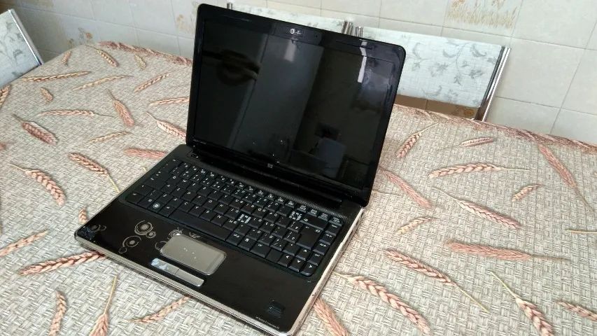 Notebook HP Pavilion DV4-2014BR 2Gb,Sem HD (Tela Trincada)