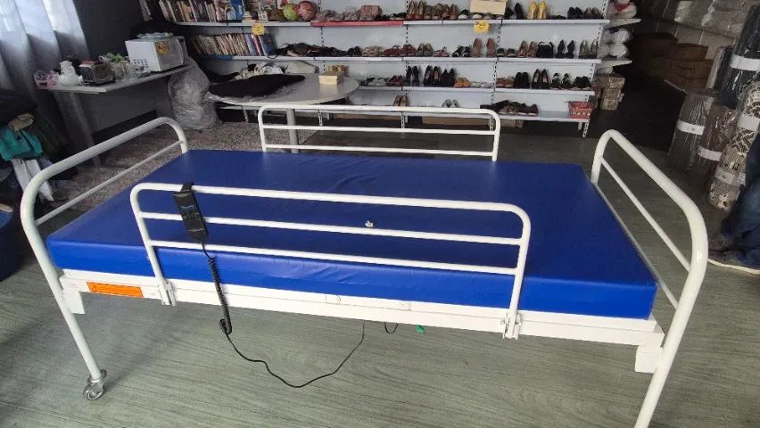 Cama Hospitalar Motorizada com colchão 