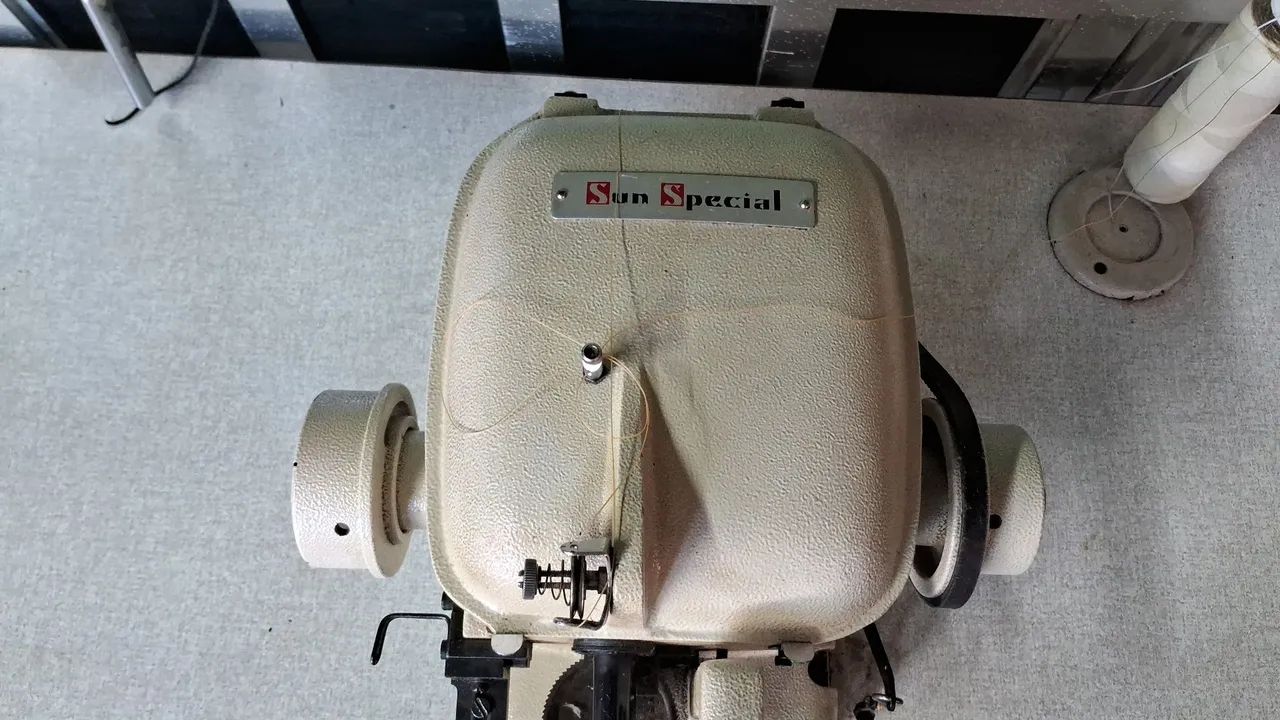 Máquina de Costura Industrial - Foto 5