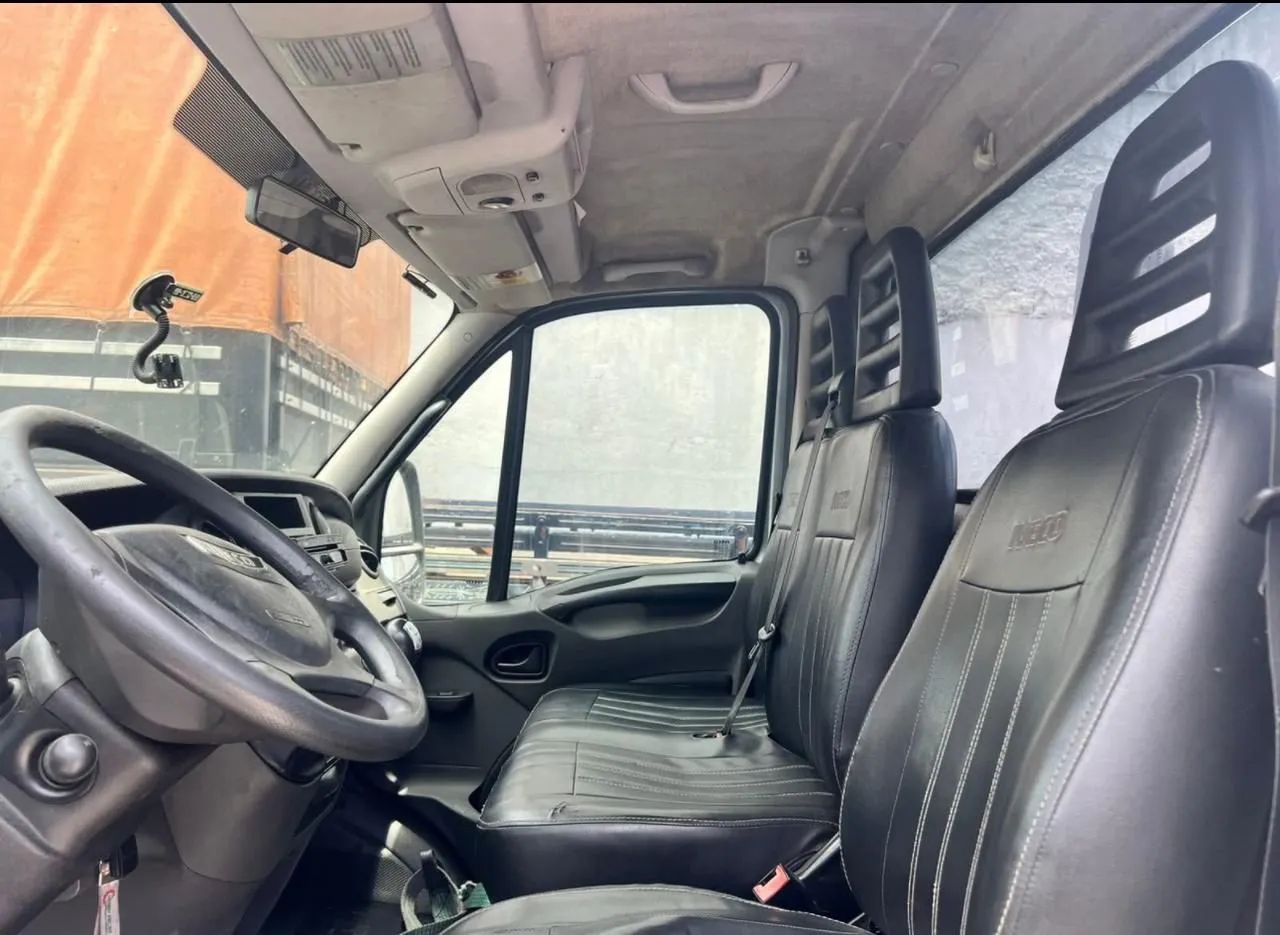 Iveco 35s14 guincho plataforma ano 2018 - Foto 5