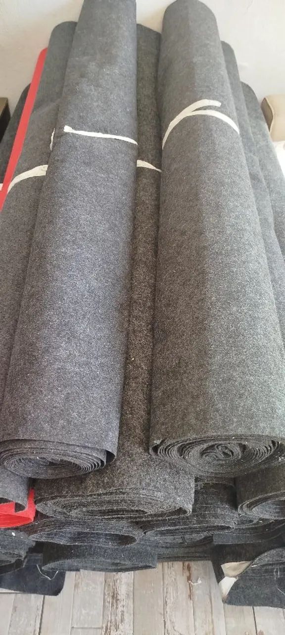 Carpete tipo forração grafite64374694384257122