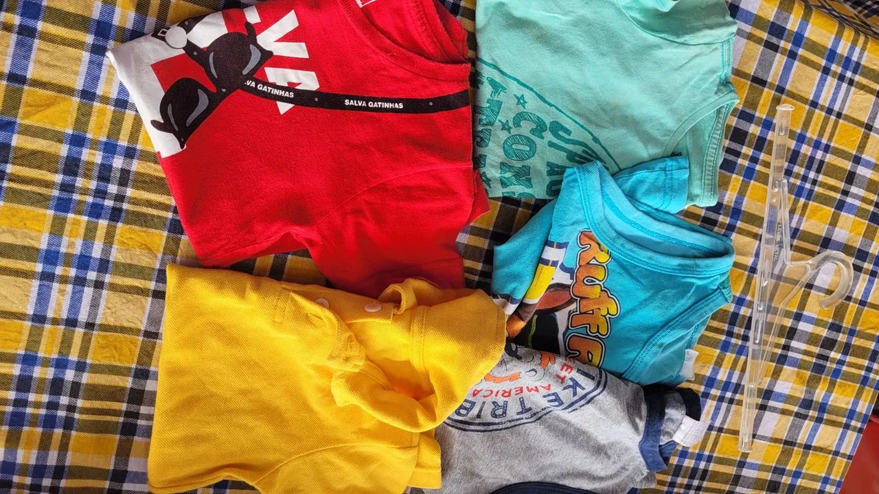 Roupas infantis - 2 reais a peça a partir de 50 unidades 
