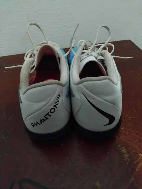 Chuteira de Futsal Nike Phantom GX Club - Foto 6