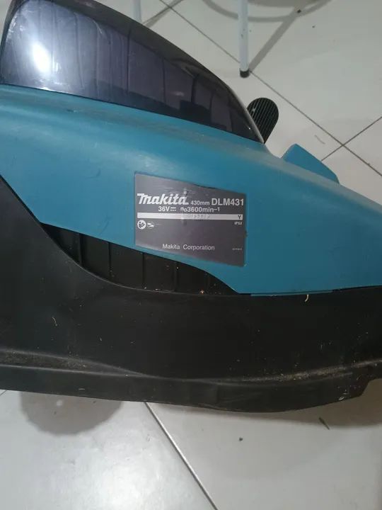Roçadeira Makita bateria