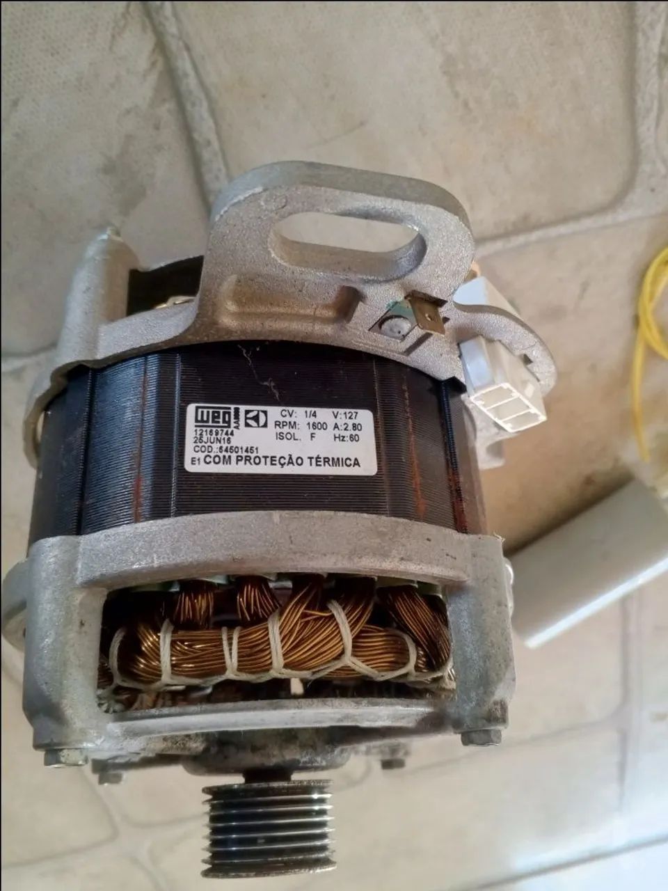Motor Weg 1/4 Cv 127V - Foto 3