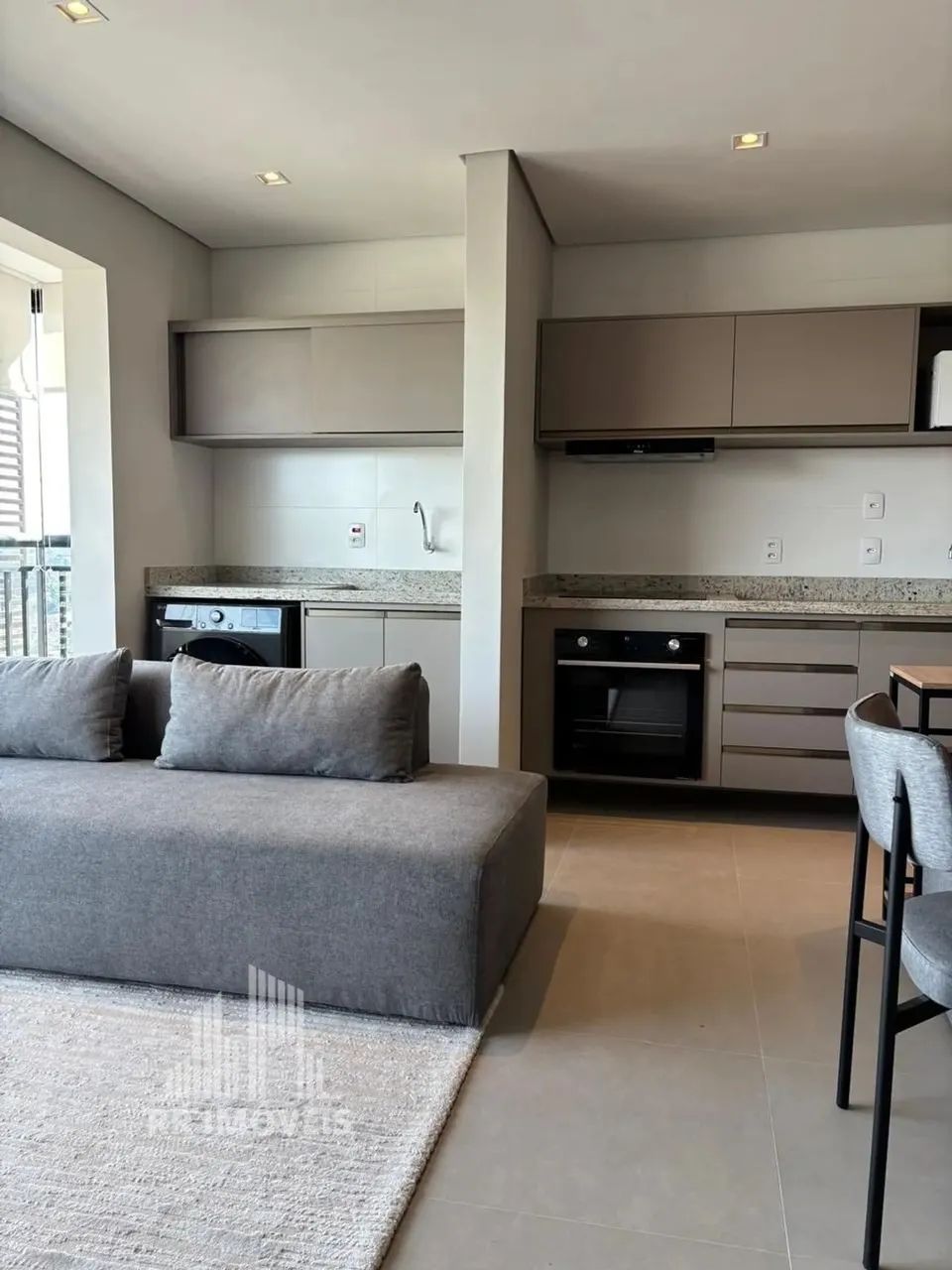 RR8361 Studio MOBILIADO 40m² CONDOMÍNIO FIORI - OPORTUNIDADE - 1 Dormitório 1 Vaga - Barue - Foto 2