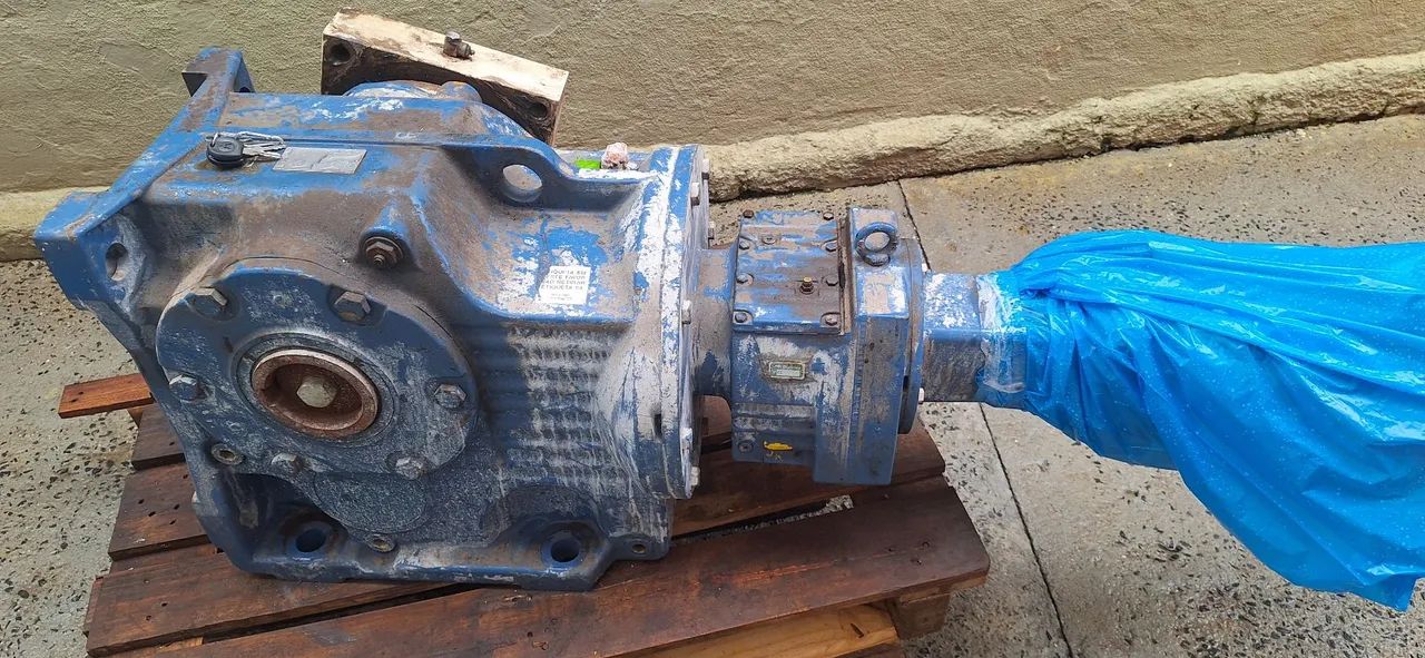 Motoredutor trifásico 7.5cv redução 1/287. - Foto 4