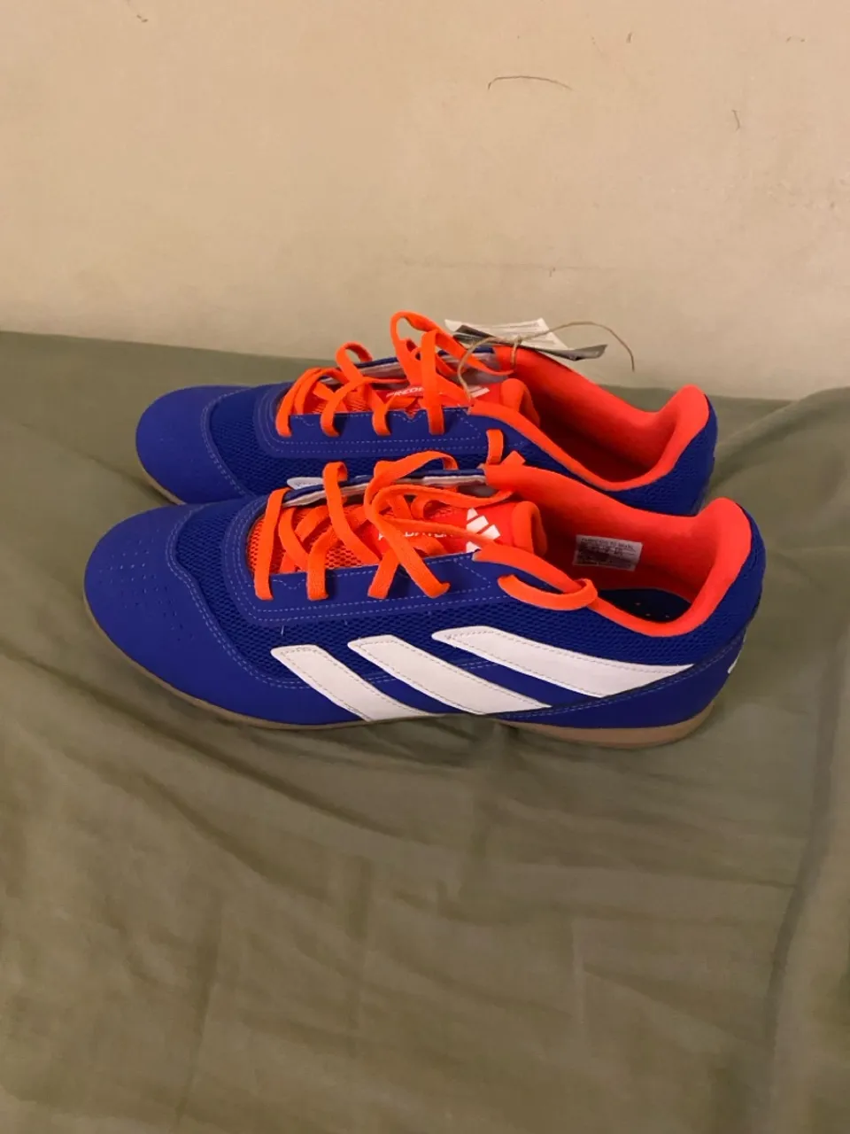 Chuteira adidas predator futsal 24 club in sala.Novo!