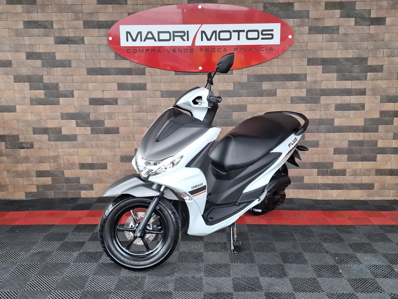YAMAHA FLUO 125 ABS - Foto 4