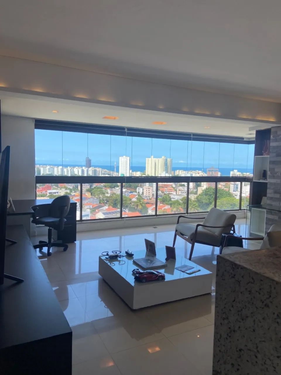 Alugo apartamento mobiliado Ed Uno Horto Florestal 
