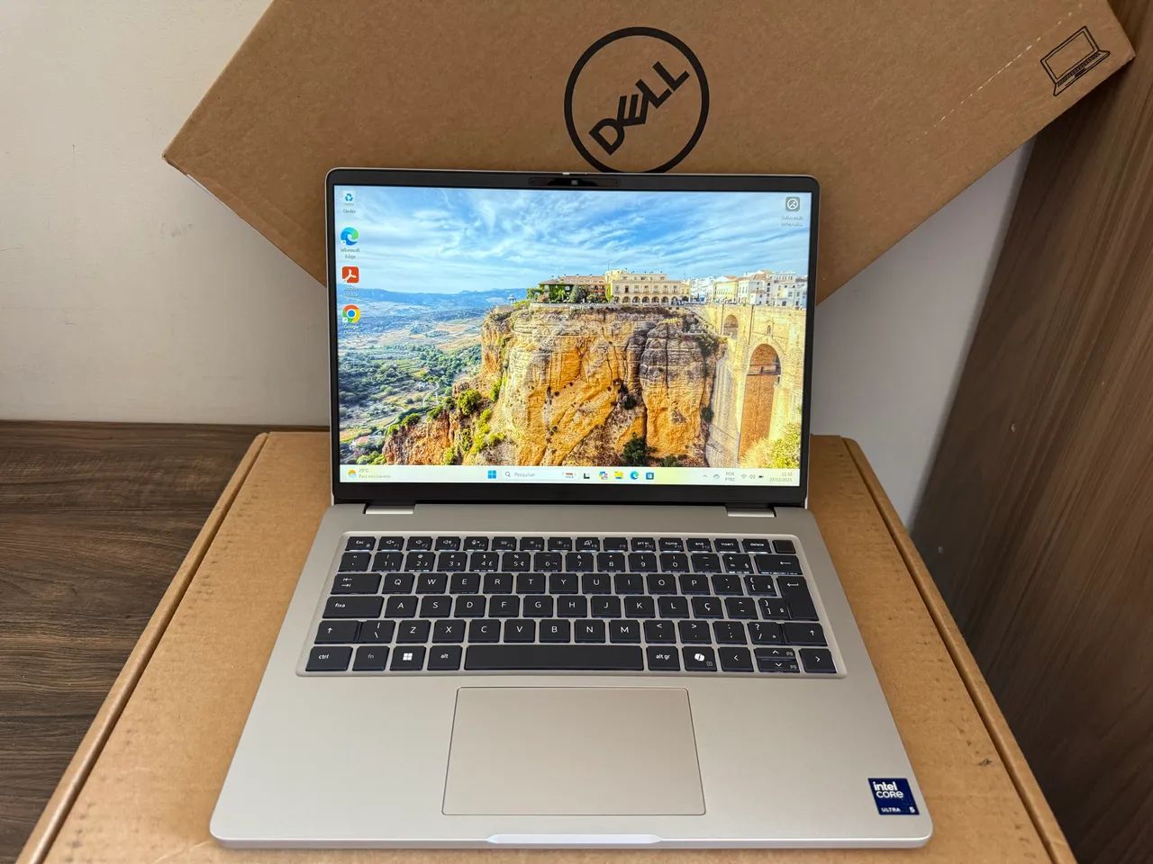 Notebook Dell Pro 14 com AI Core 5 14ªth Geração 16Gb Ram SSD 512GbNvne FullHD Wifi6