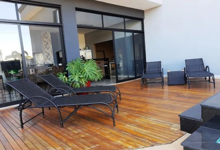 Espreguiçadeira com braço para piscina - Unidade