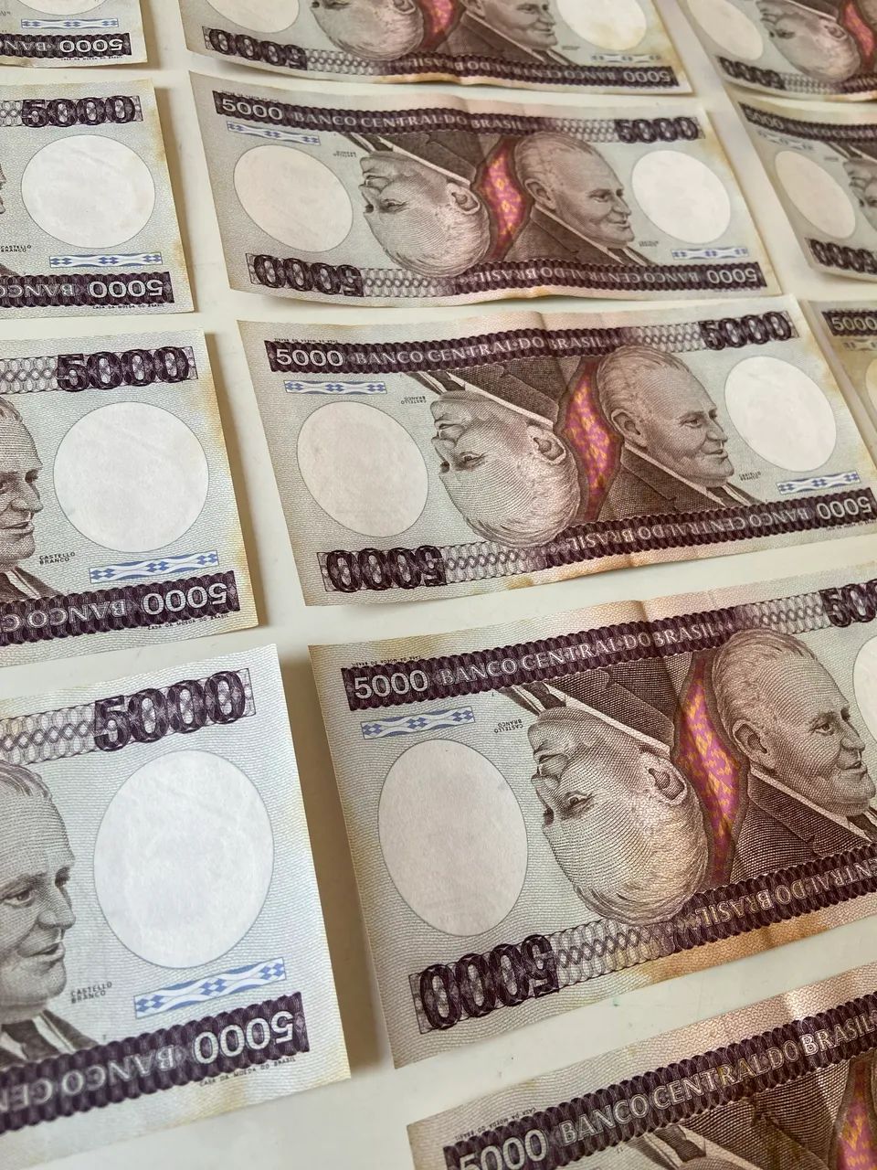 13 cédulas de 5000 cruzeiros - Castelo Branco - Foto 4