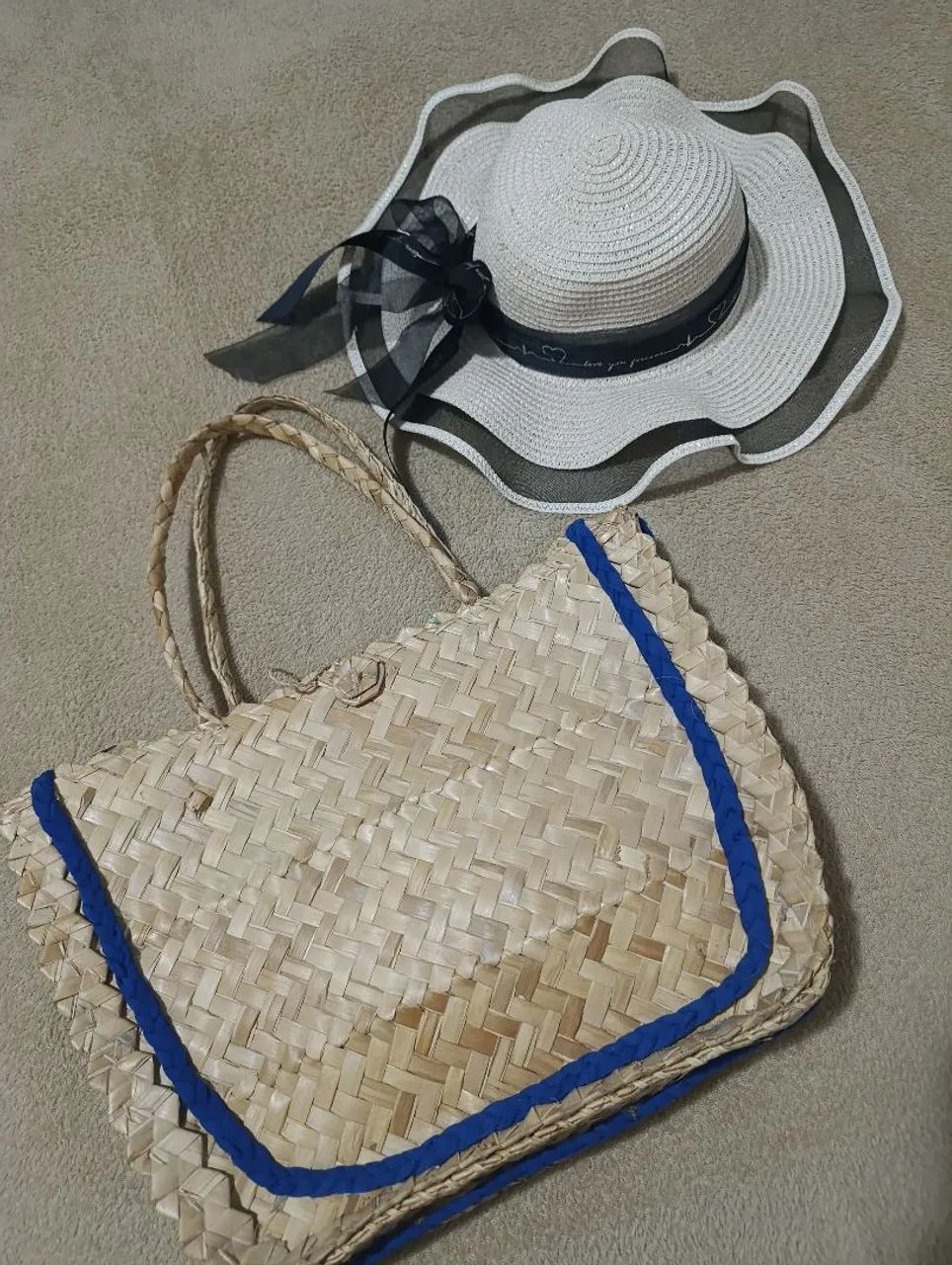 Kit Praia: Chapéu e Bolsa de Palha com Detalhes