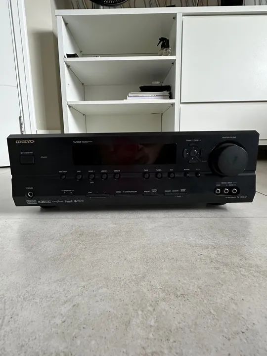 Receiver ONKYO. Modelo: TX-SR504. Original